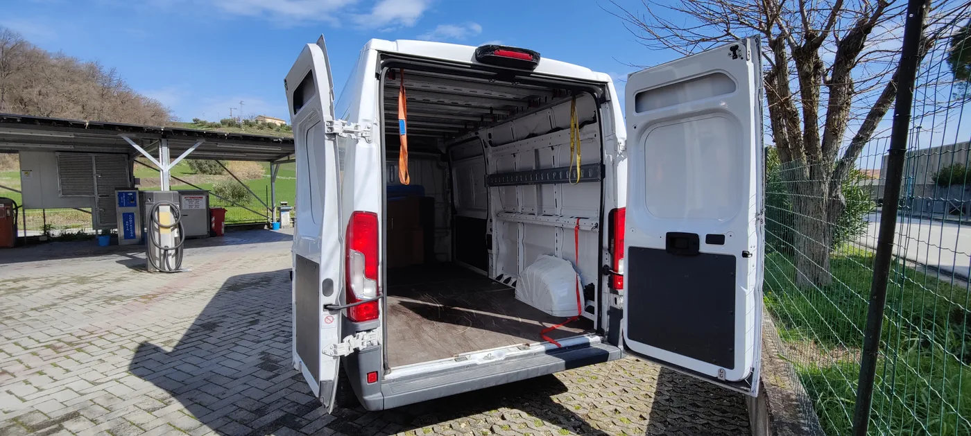 trasporto merci abbigliamento tavernelle 4